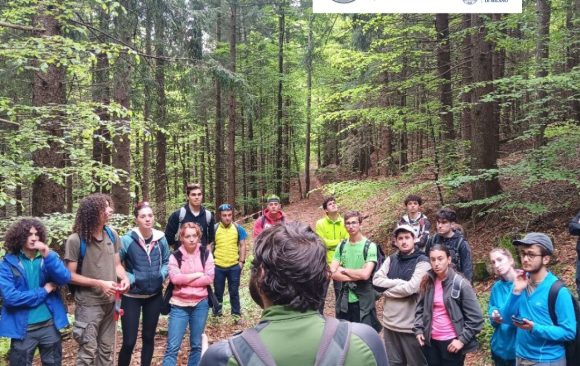 MOUNTAINSIDE: New “classroom in the forest” was inaugurated in Italy 